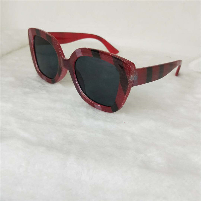 Wholesale UV Protection Eye Protection Cat Eye PC Sunglasses